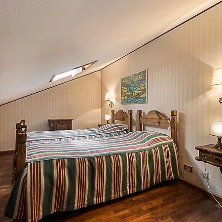 Apartment Luxury Apartment- Stunning Mountain View *