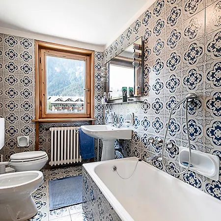 Luxury Apartment- Stunning Mountain View Apartment