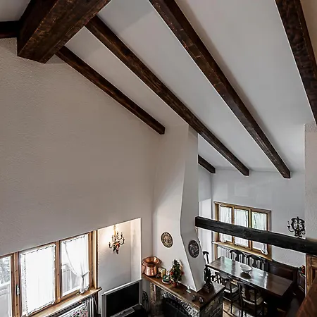 Luxury Apartment- Stunning Mountain View Apartment *