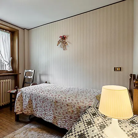 Luxury Apartment- Stunning Mountain View Apartment Courmayeur