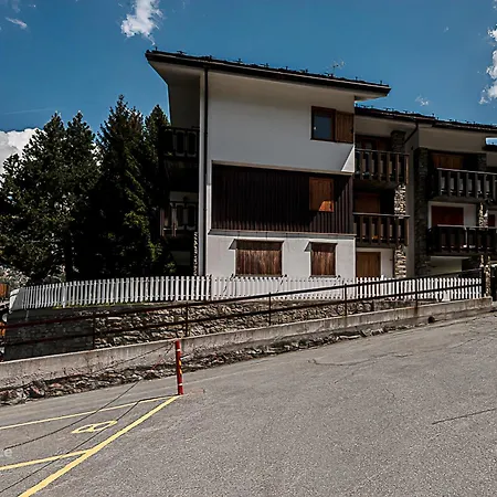 Luxury Apartment- Stunning Mountain View Apartment *